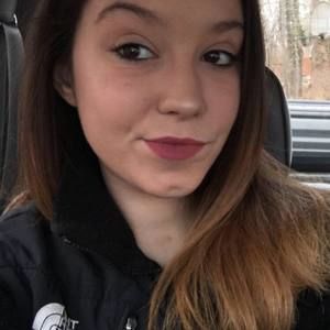 Meet your Posher, Kayla